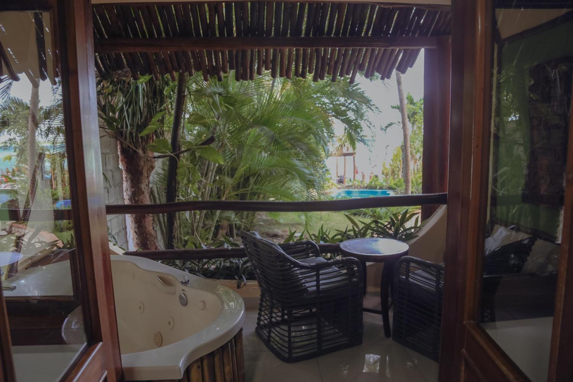 Aluxes Bacalar Hotel Exterior photo